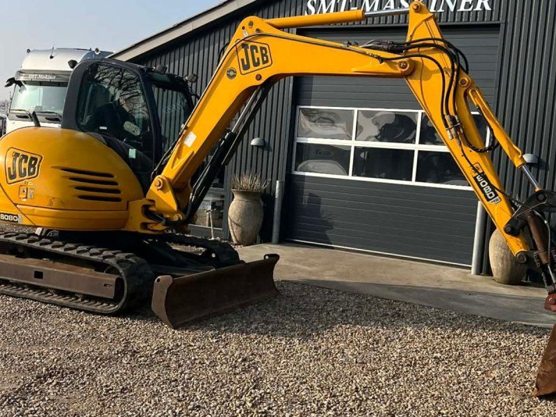 JCB 8080