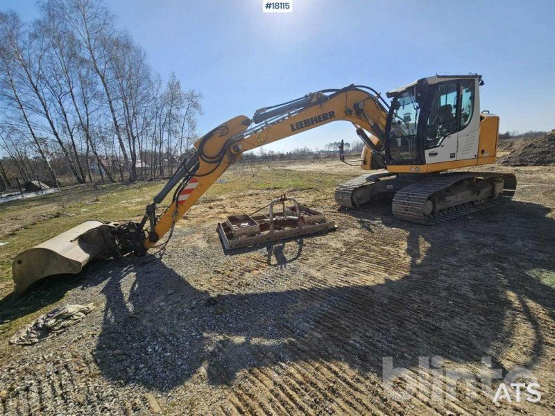 Liebherr R914 Compact