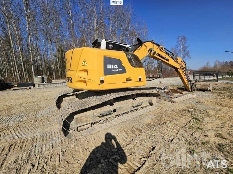 Liebherr R914 Compact