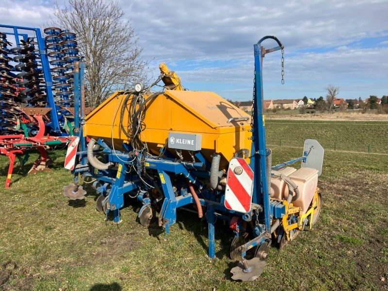 Kleine Multicorn/ 6- reihige Maislege