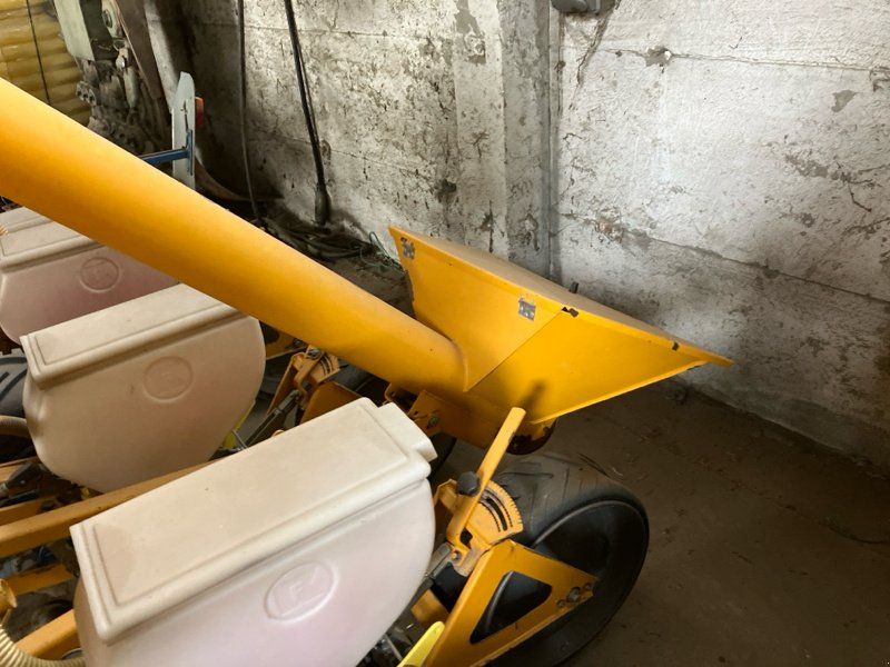 Kleine Multicorn/ 6- reihige Maislege