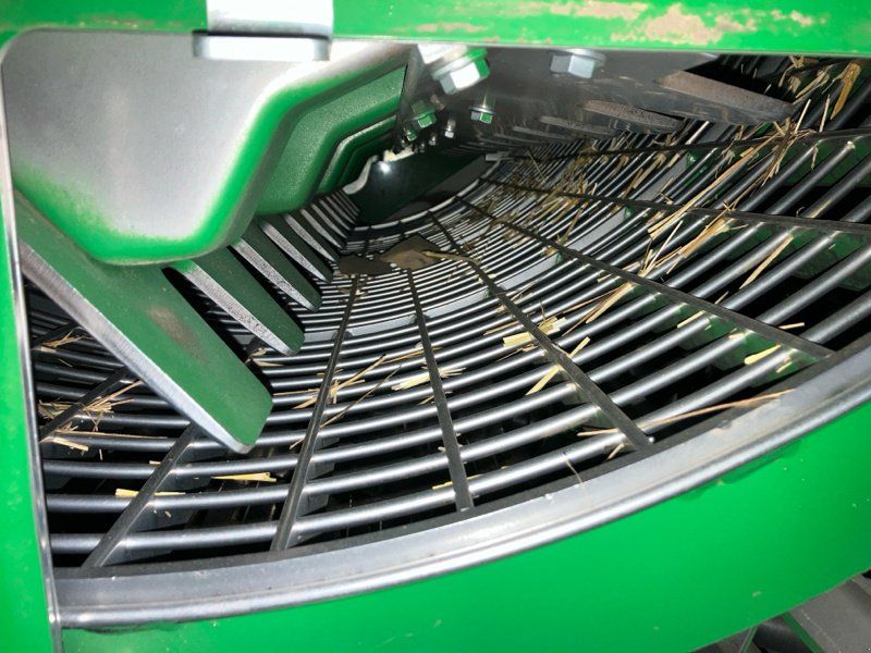 John Deere T560i mit 625X Schneidwerk