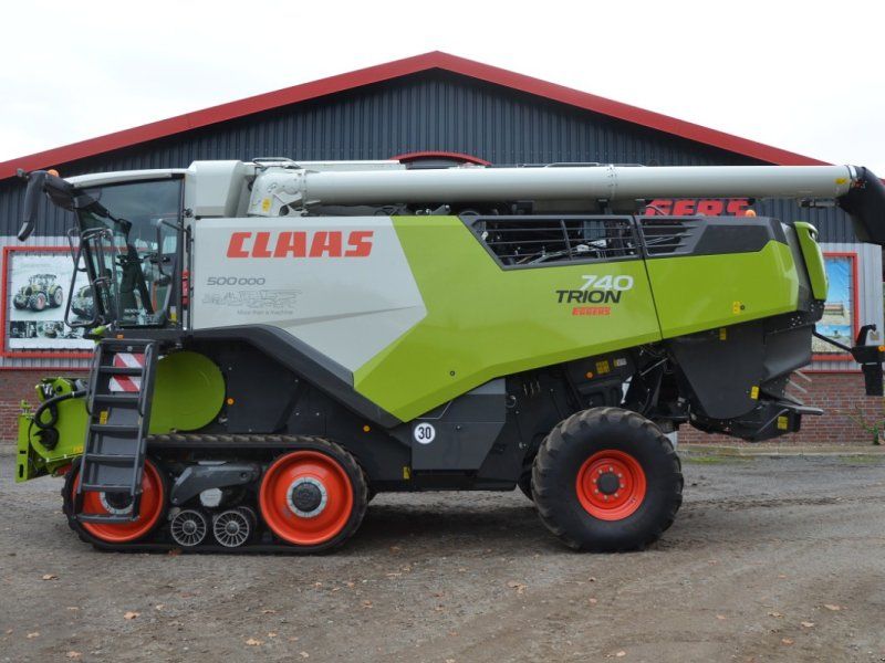 Claas TRION 740 TERRA TRAC