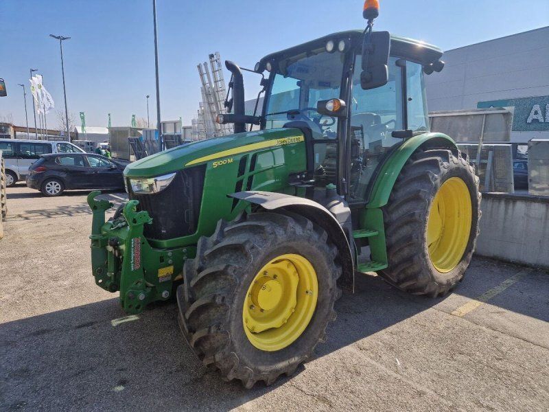 John Deere 5100M