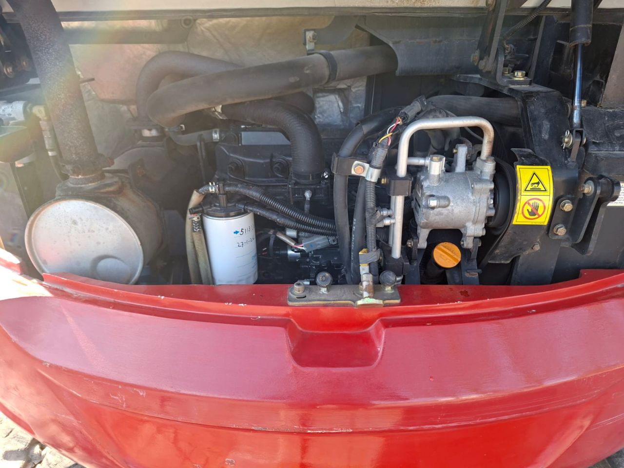 Takeuchi TB260 | bj2017 | 5117 uur | 2 bakken