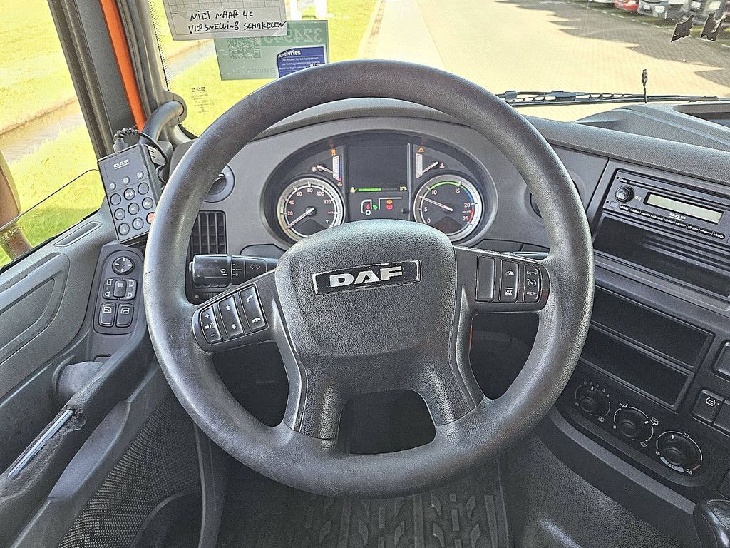 DAF XF 440 manual