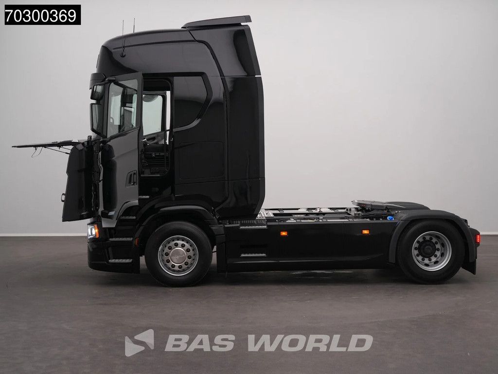 Scania S460 4X2 NEW! Retarder Full-Air 2xTanks LED ACC Standklima Leder Navi Euro 6