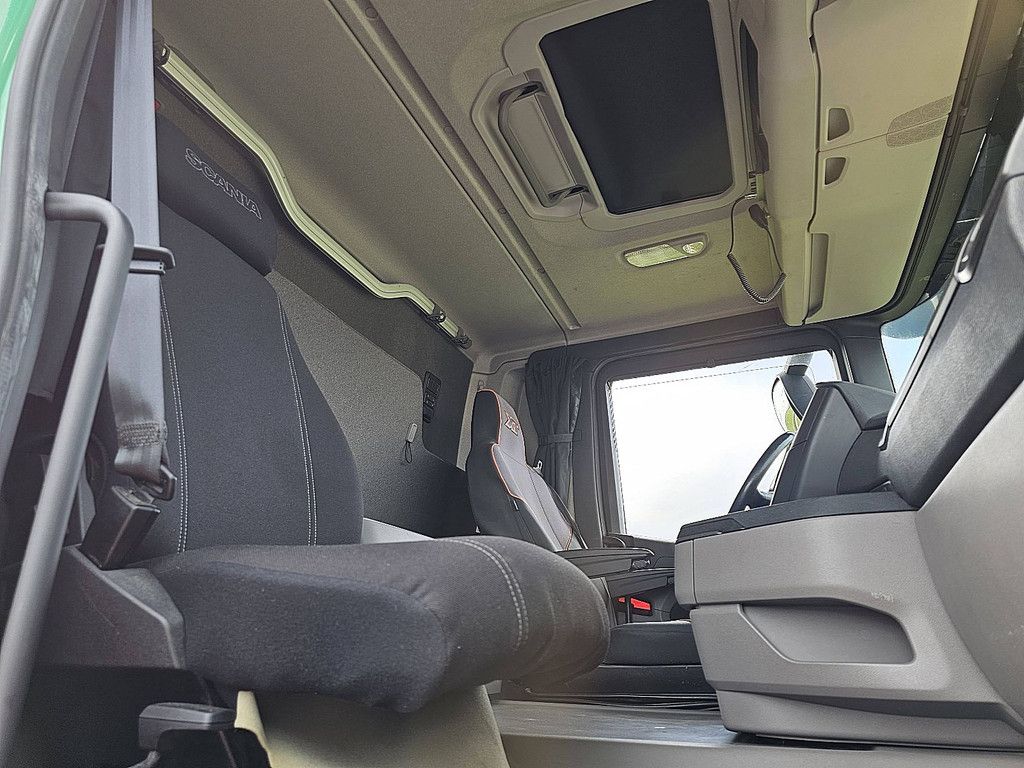 SCANIA R500 XT 6x4,full steel sprin