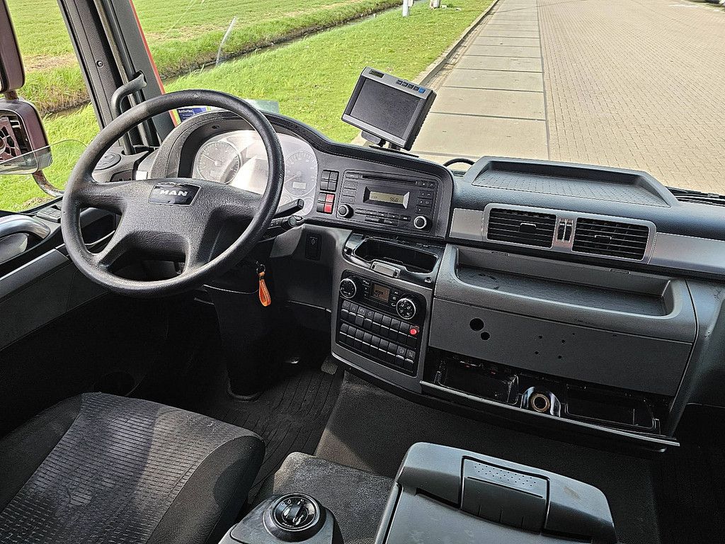 M.A.N. 8.180 TGL airco side doors