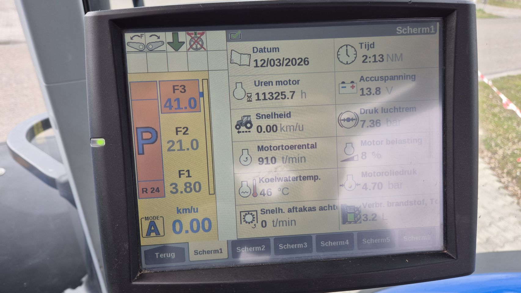 New Holland T7.315 HD AC met Fronthef en Lucht