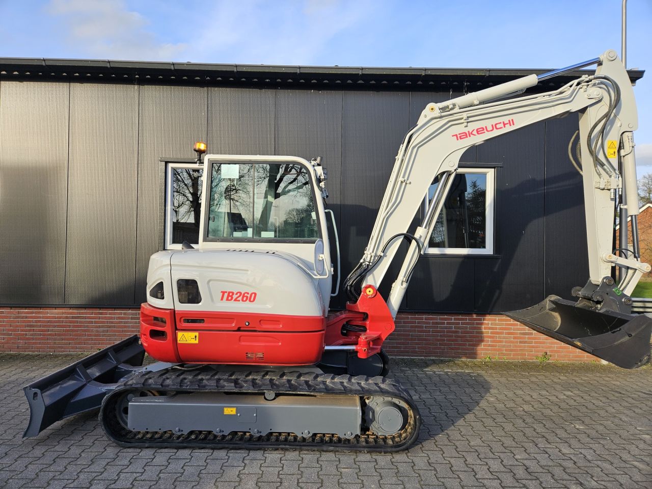 Takeuchi TB260 stage V