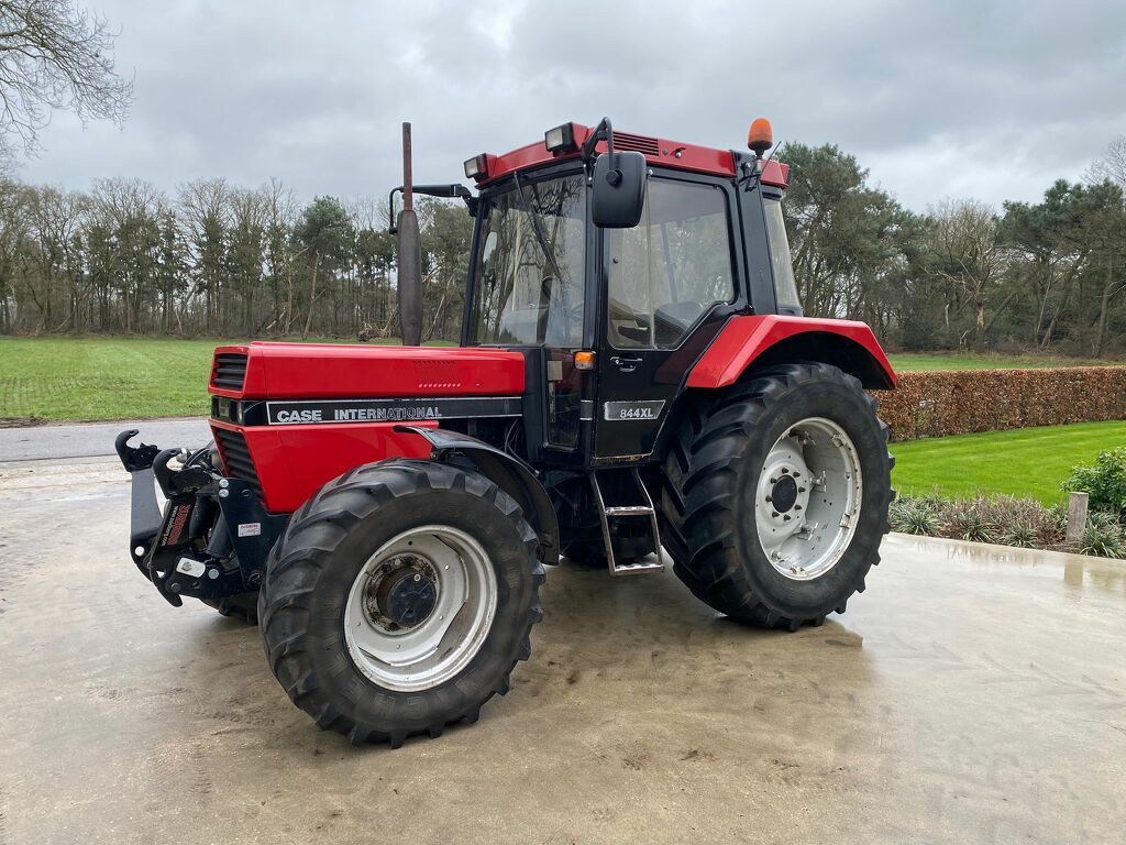 Case-International 844xl