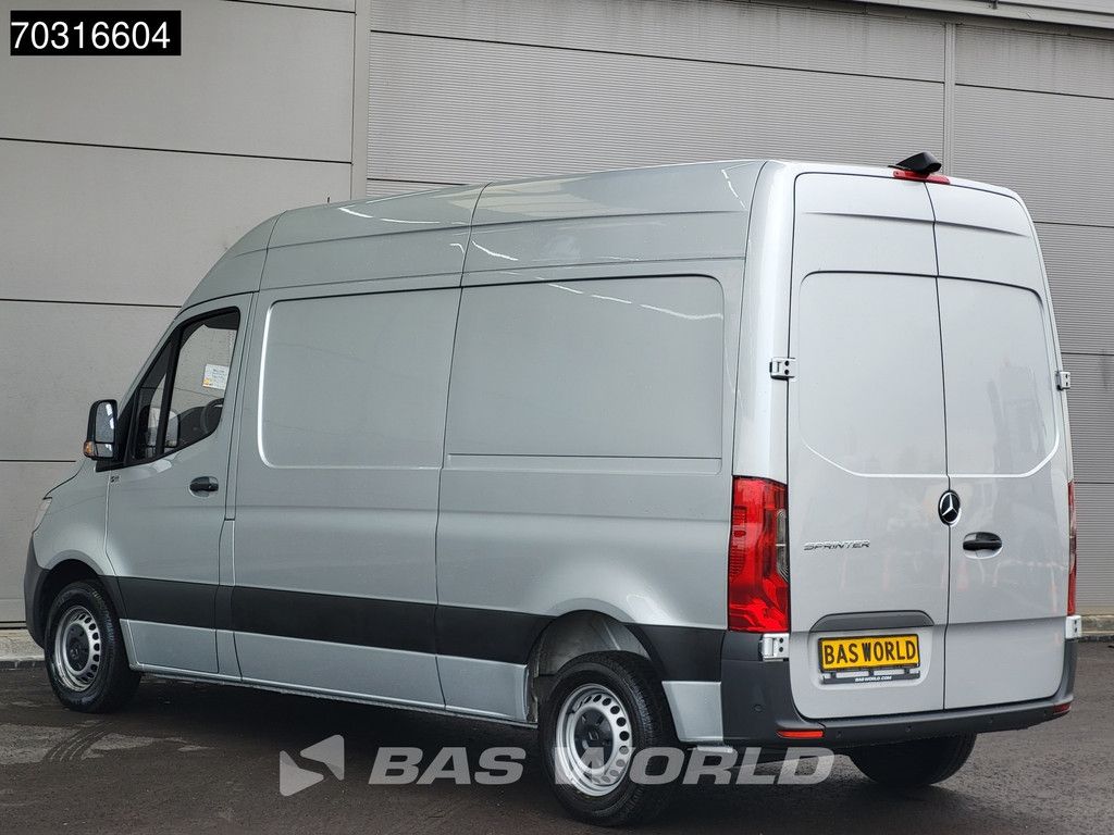 Mercedes Sprinter 215 CDI COMING SOON! Automaat 150pk L2H2 MBUX Camera Airco Parkeersensoren CarPlay Euro6 L2 12m3 Klima