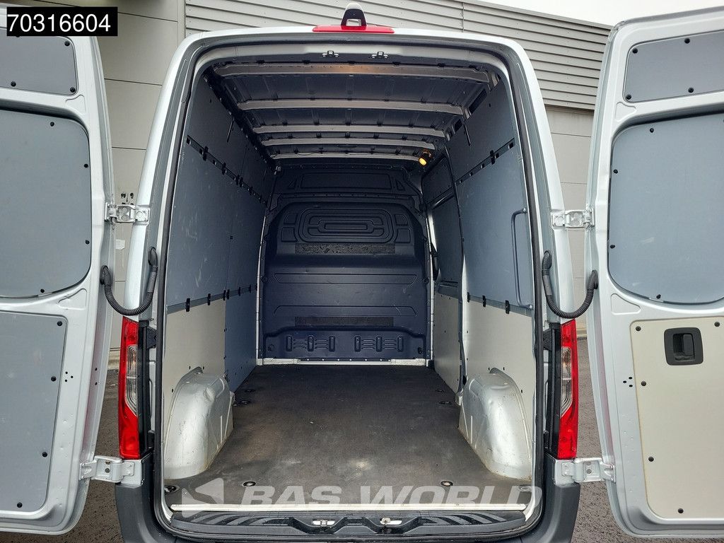 Mercedes Sprinter 215 CDI COMING SOON! Automaat 150pk L2H2 MBUX Camera Airco Parkeersensoren CarPlay Euro6 L2 12m3 Klima