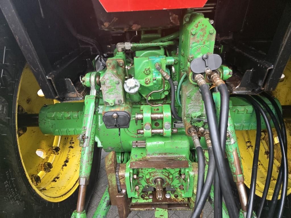 John Deere 4450 4wd with loader