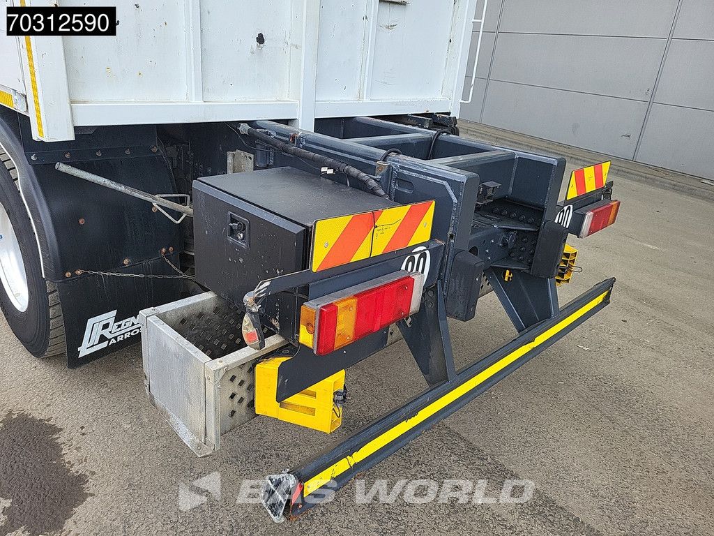 Iveco Trakker Trakker 410 8X4 Steelsuspension 650cm open load floor Automatic Euro 6