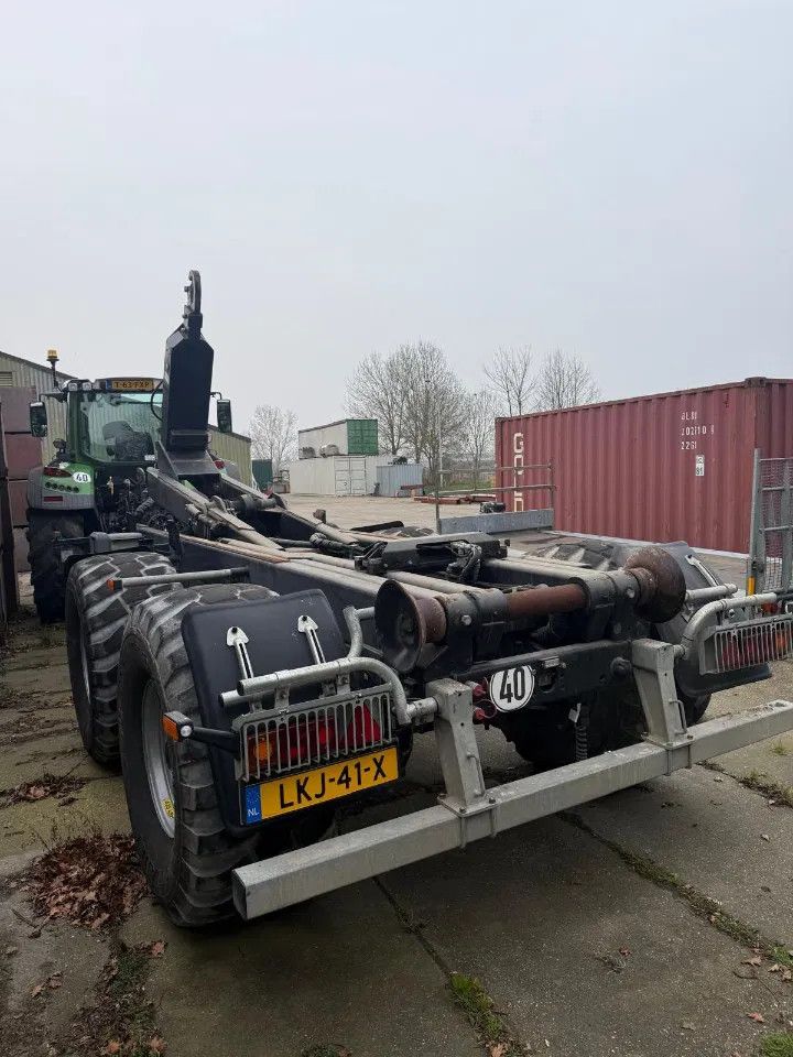 Pronar T285/1 T285/1 lucht/Hydro geremd gestuurd