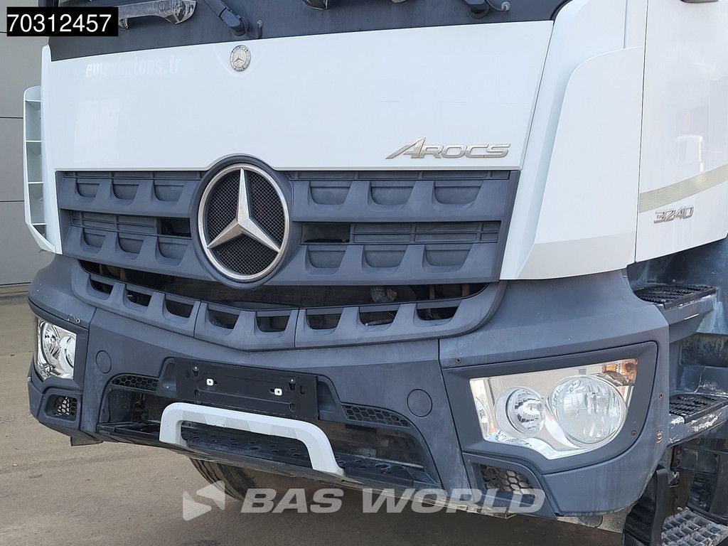 Mercedes Arocs Arocs 3240 8X4 9m3 Stetter Mixer Steel suspension Automatic Euro 6