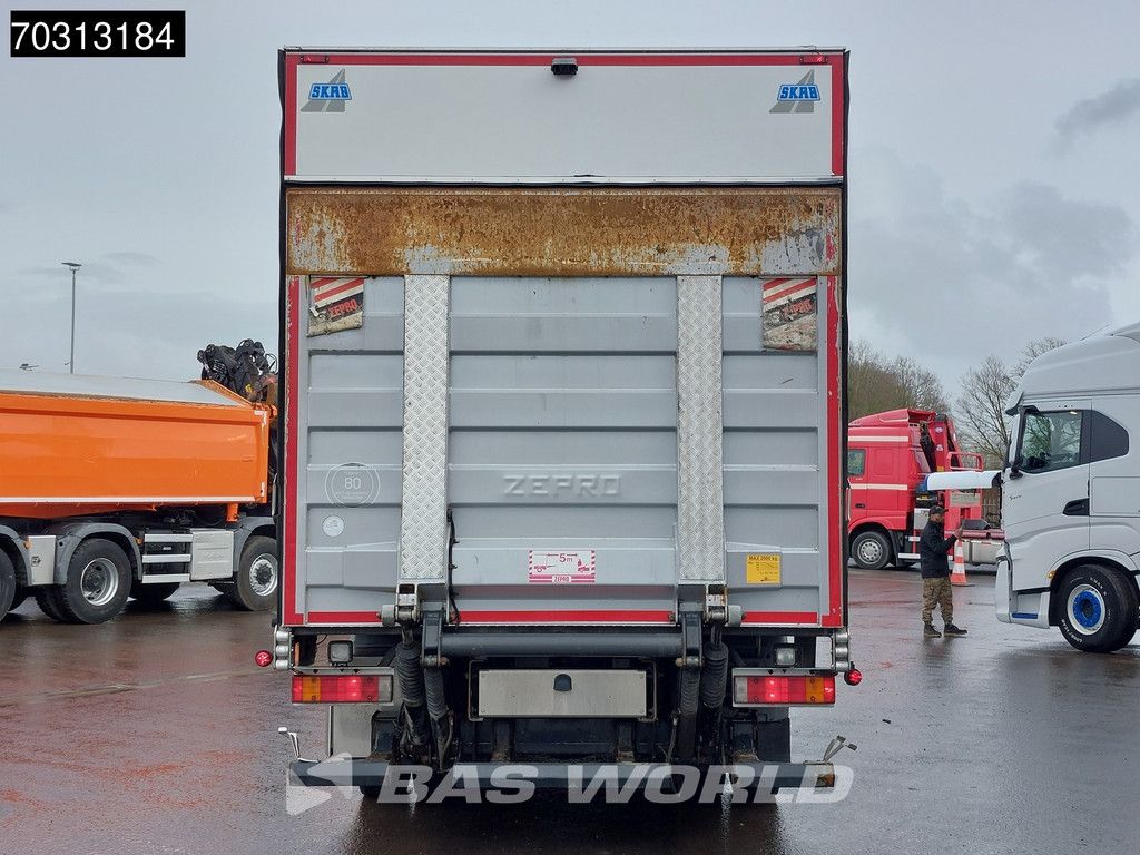 Mercedes Atego Atego 1524 4X2 15Tons 6-Cylinder 2000kg Ladebordwand Automatic Euro 5