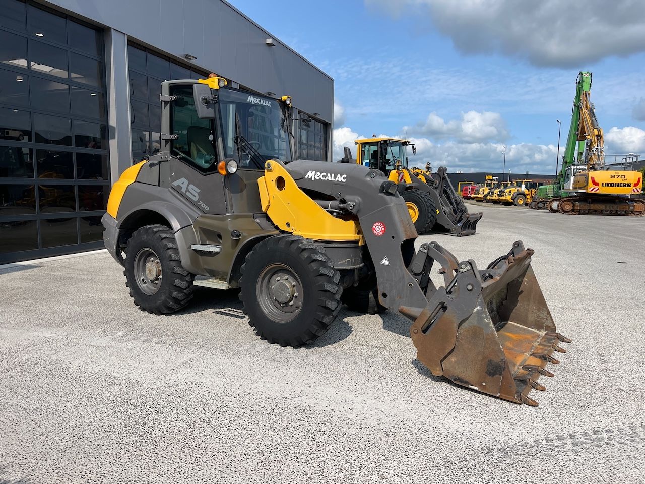 Mecalac /Ahlmann AS700 Zwenklader