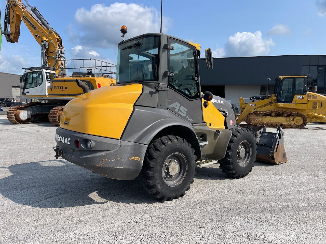 Mecalac /Ahlmann AS700 Zwenklader