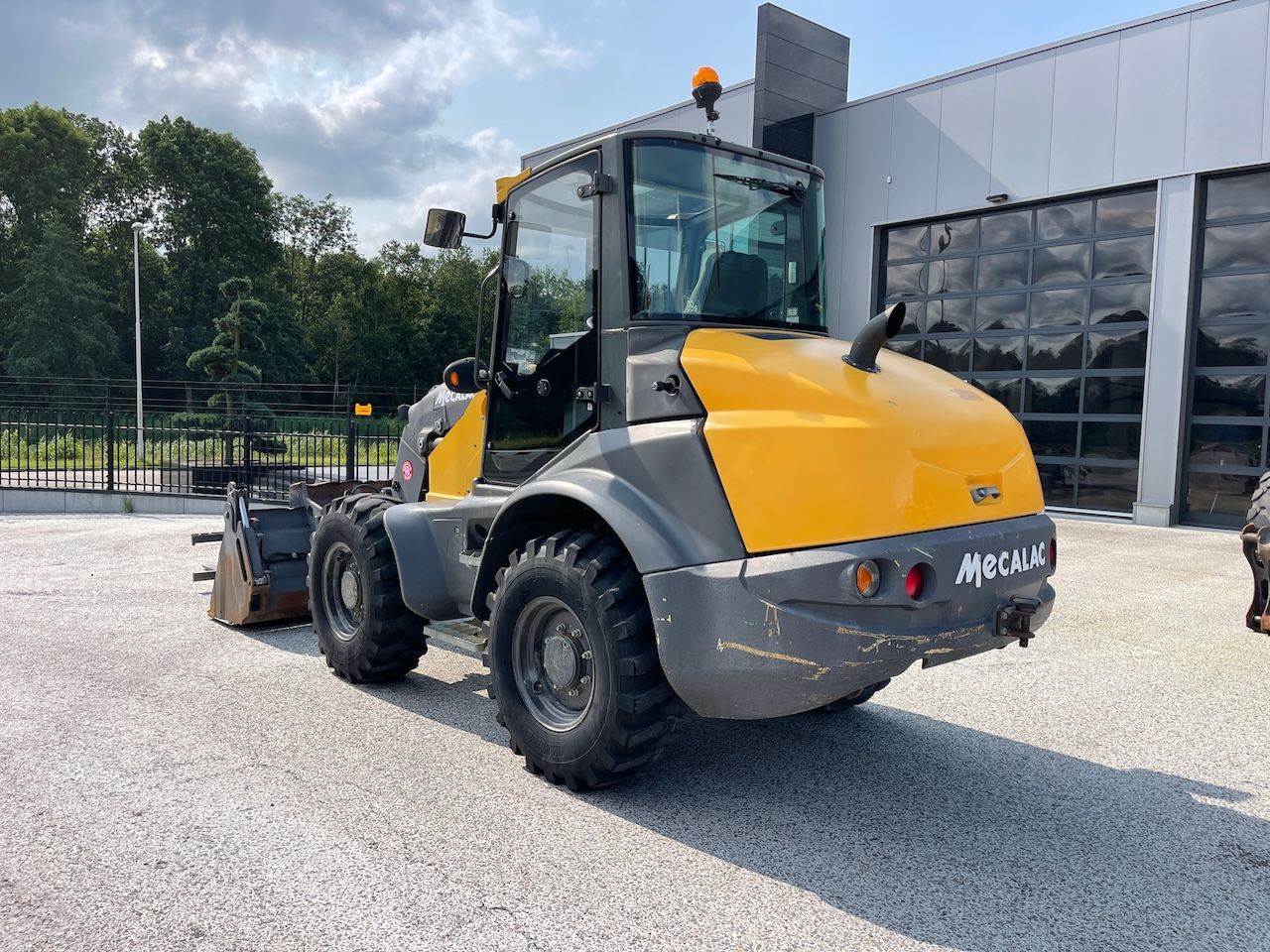 Mecalac /Ahlmann AS700 Zwenklader