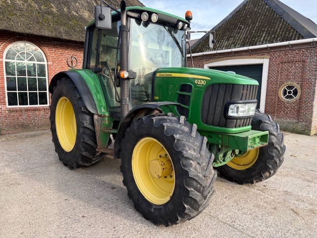 John deere 6330 50 km!