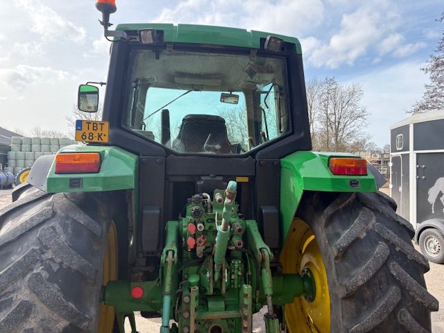 John deere 6310