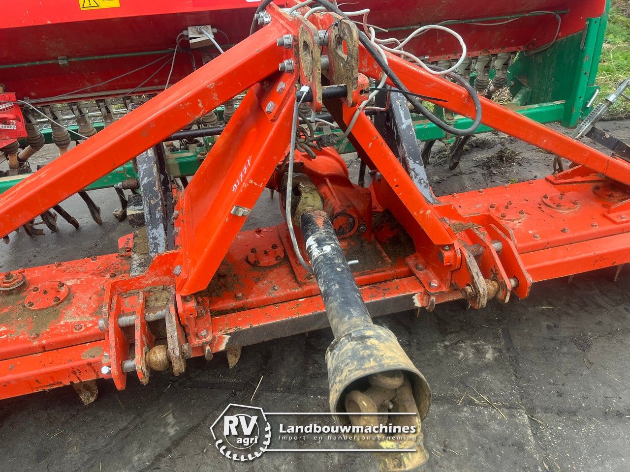 OPRUIMING! Ortolan kopeg + Regent zaaimachine