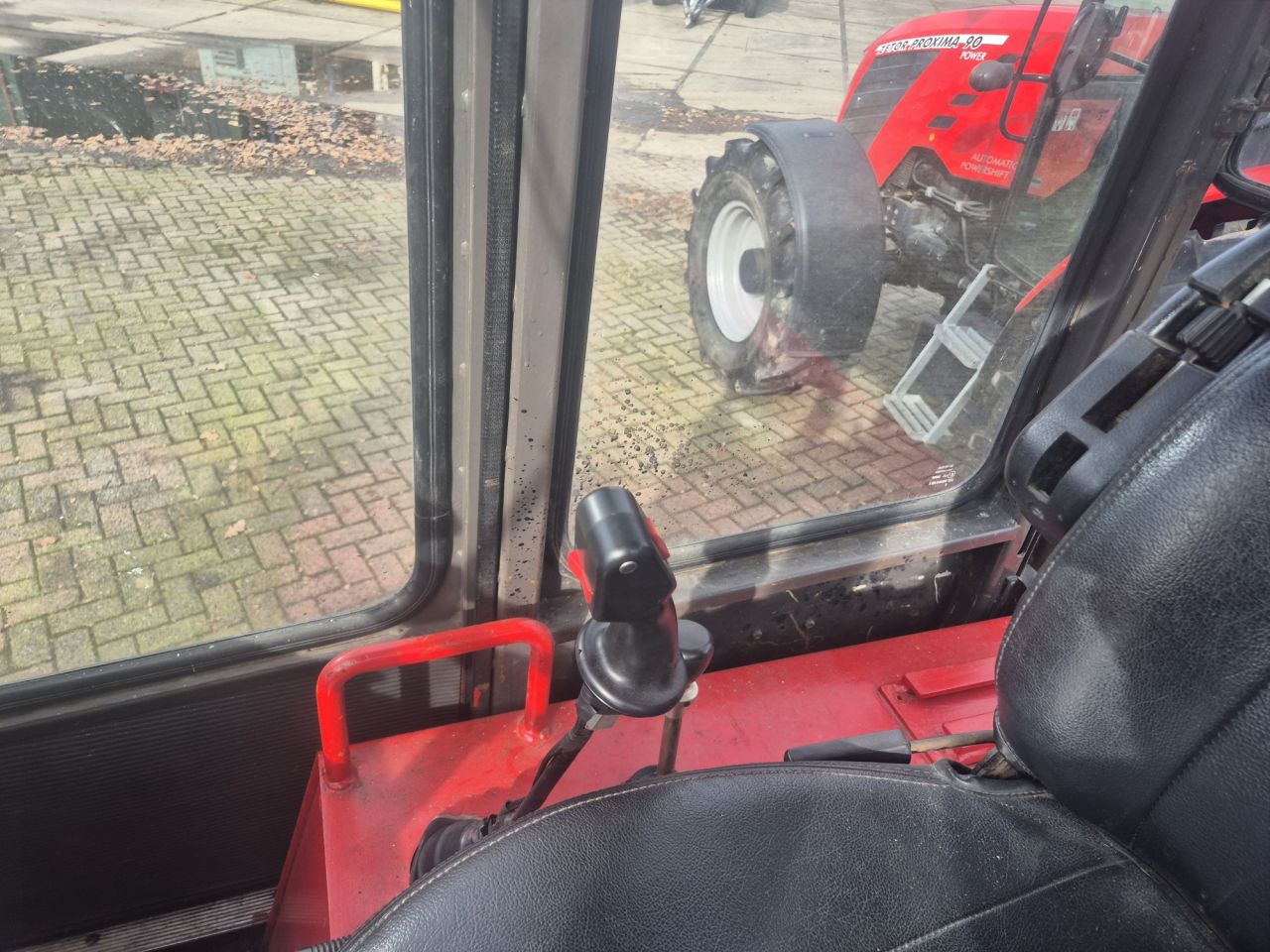 GEHLMAX KL405 shovel met gewicht van 4300 kgs