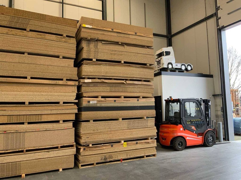 Party Decoration Chipboard 28m³