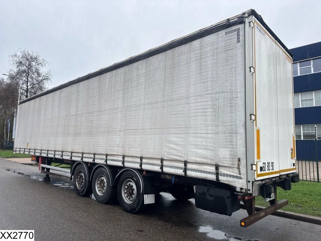 Fruehauf Tautliner 2 x Lift axle