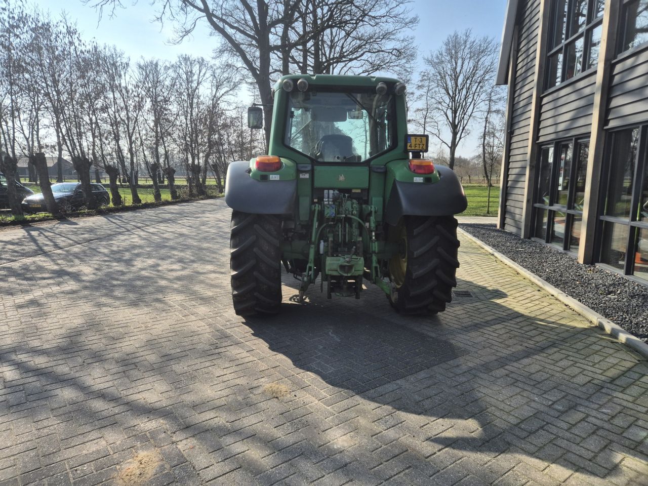 JOHN DEERE 6230 tractor met 4 cilinder en 95 pk