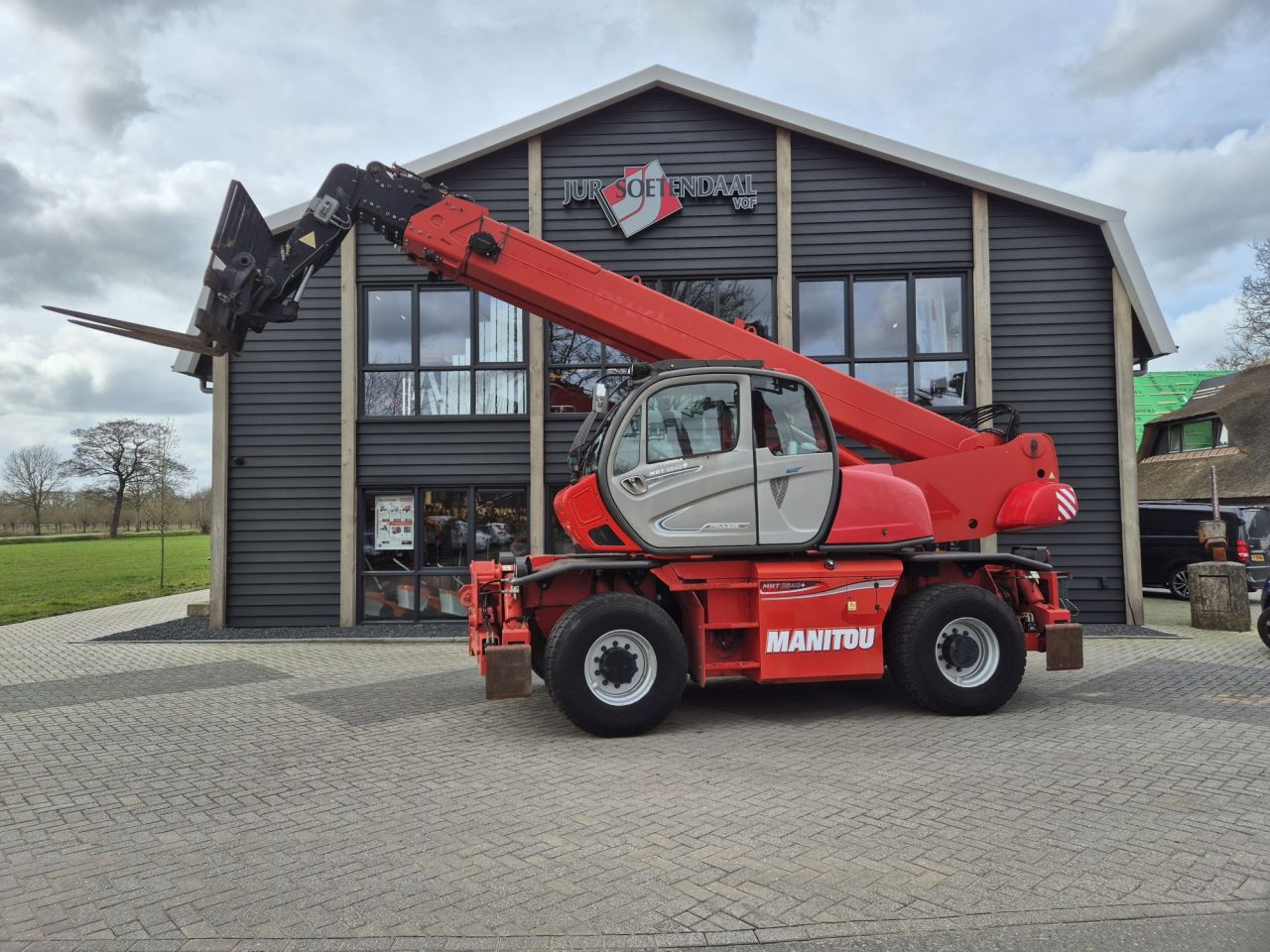 MANITOU MRT 2540 roterende verreiker met radiograaf