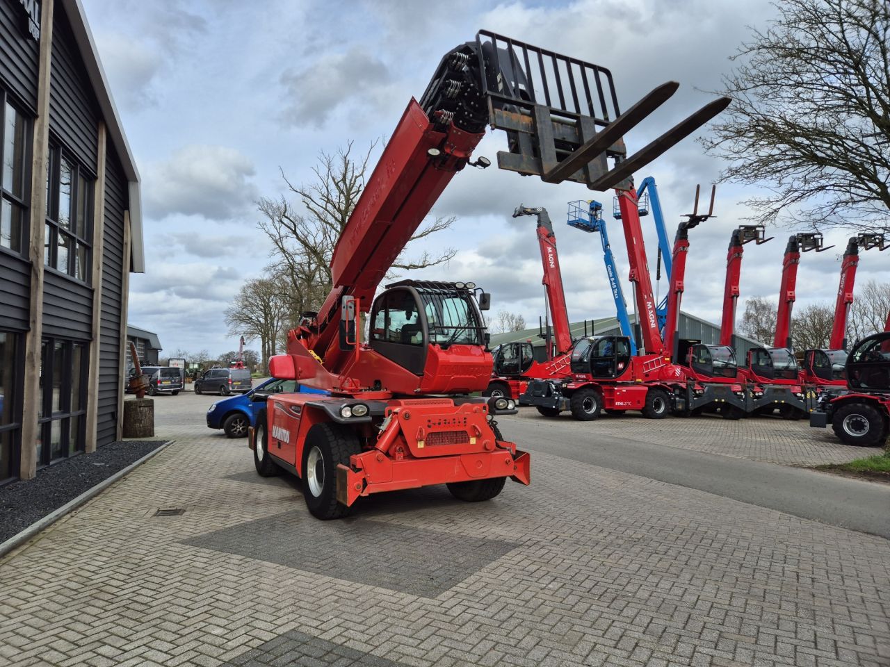 MANITOU MRT 2540 roterende verreiker met radiograaf