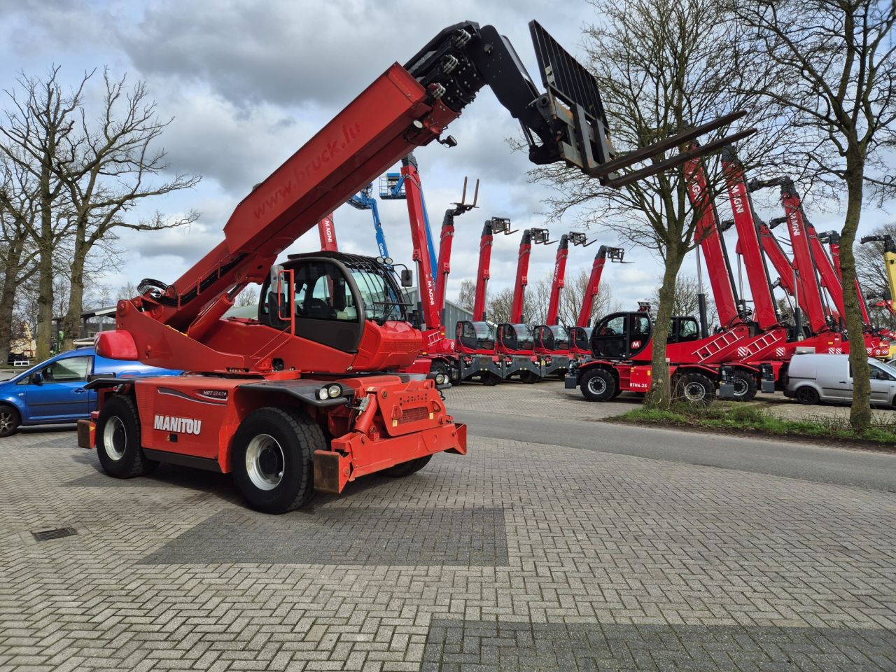 MANITOU MRT 2540 roterende verreiker met radiograaf