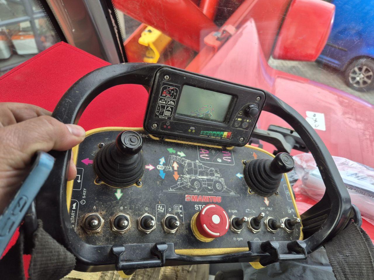 MANITOU MRT 2540 roterende verreiker met radiograaf