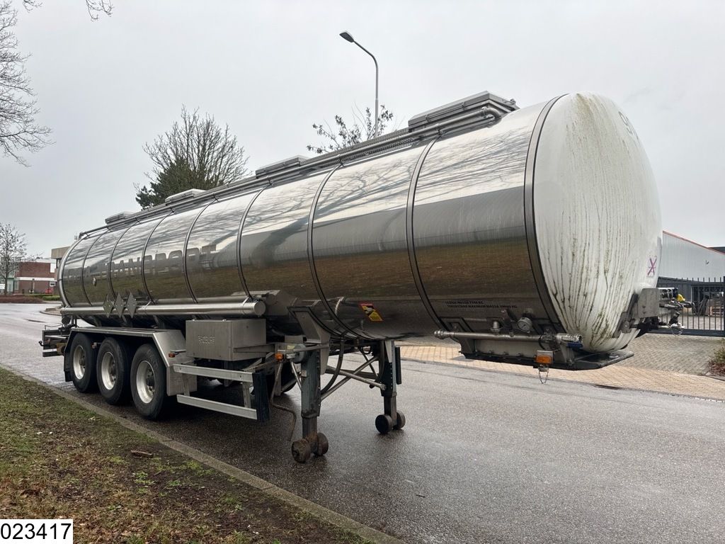 Burg Chemie 28.900 Liter