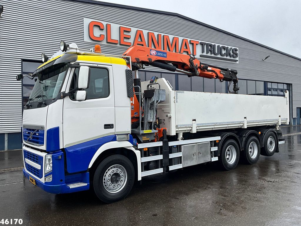 Volvo FH 420 8x4 HMF 22 Tonmeter laadkraan