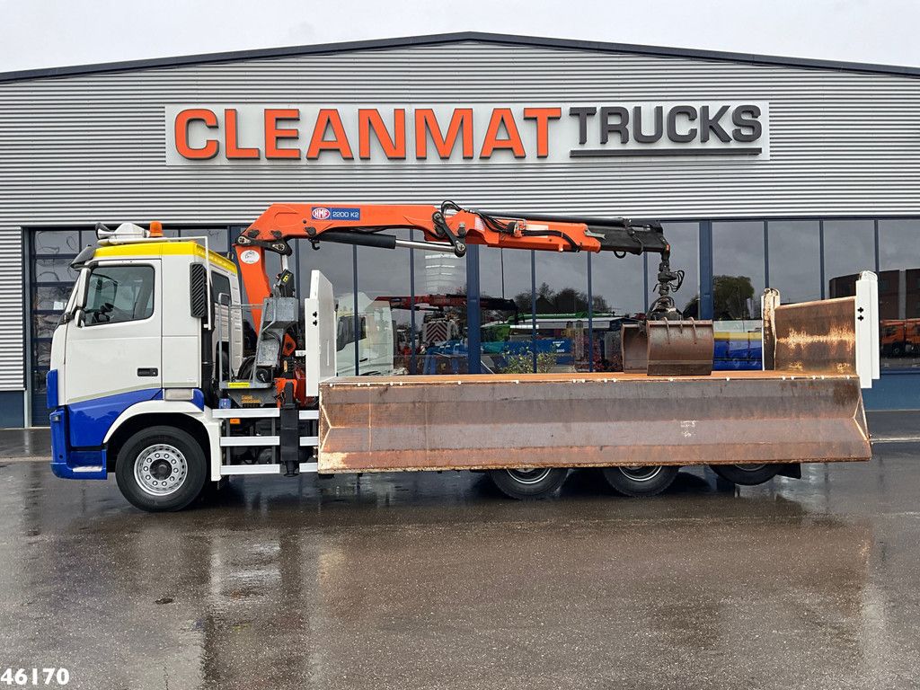 Volvo FH 420 8x4 HMF 22 Tonmeter laadkraan