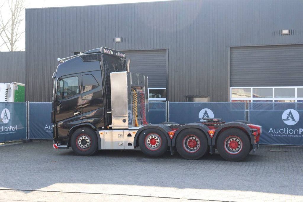 Fahrgestell mit Fahrerhaus Volvo FH16-750 Diesel 552kW 2014