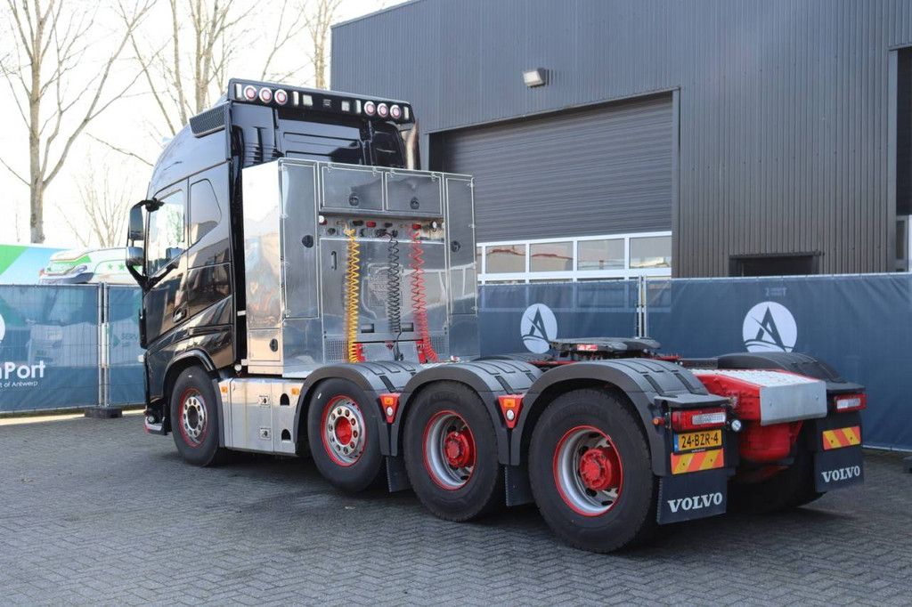 Fahrgestell mit Fahrerhaus Volvo FH16-750 Diesel 552kW 2014
