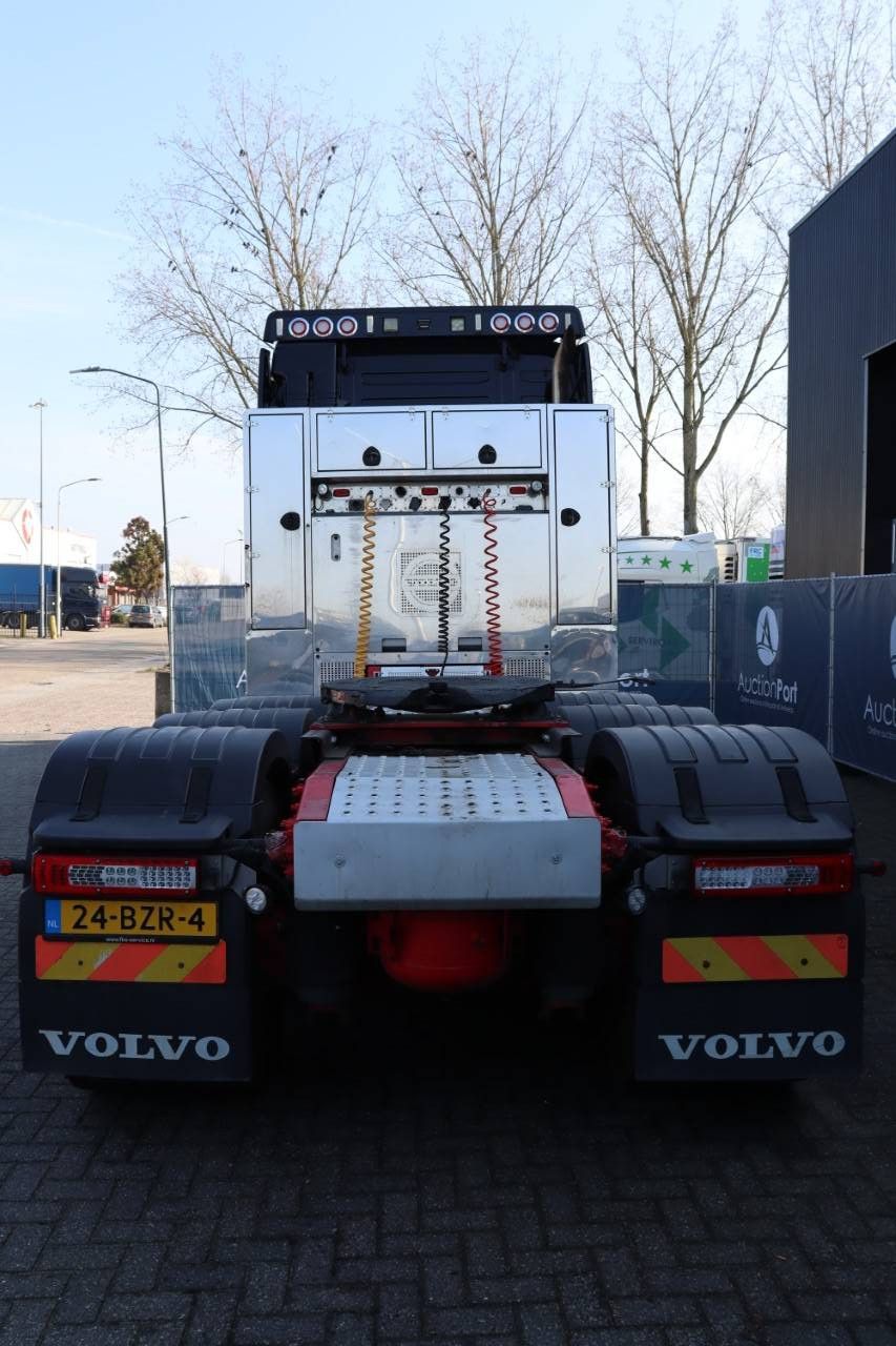 Fahrgestell mit Fahrerhaus Volvo FH16-750 Diesel 552kW 2014