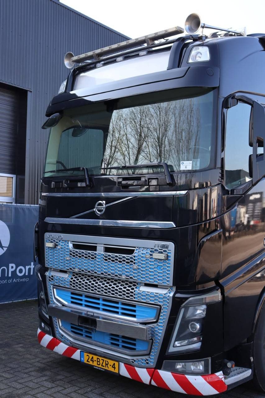 Fahrgestell mit Fahrerhaus Volvo FH16-750 Diesel 552kW 2014