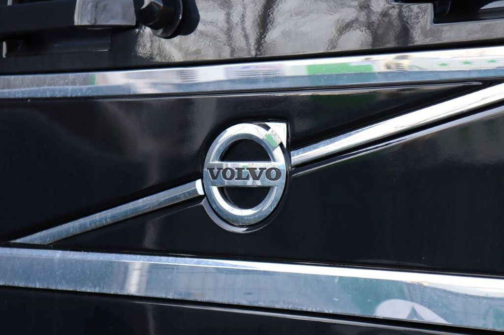 Fahrgestell mit Fahrerhaus Volvo FH16-750 Diesel 552kW 2014