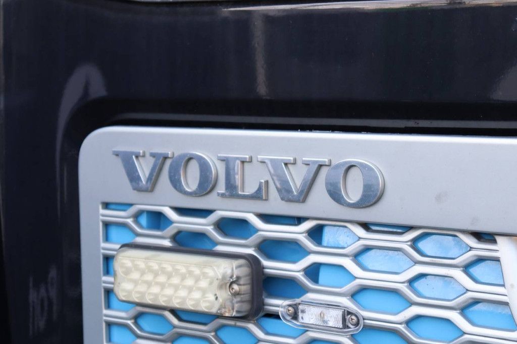 Fahrgestell mit Fahrerhaus Volvo FH16-750 Diesel 552kW 2014