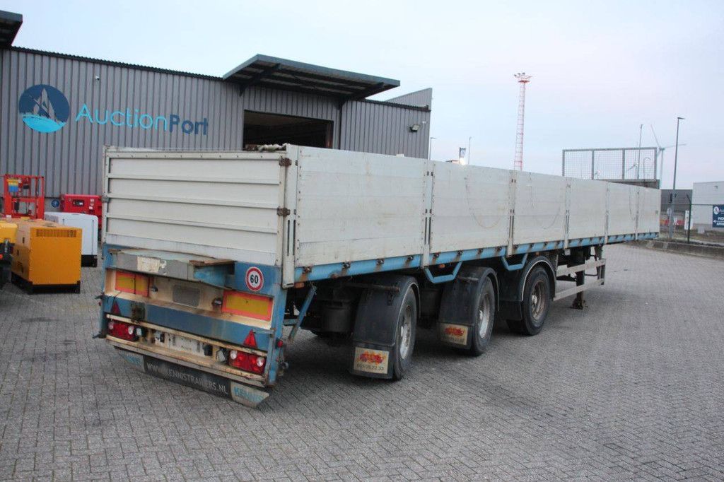 Pacton-Flachbettanhänger TPD339, Baujahr 2008