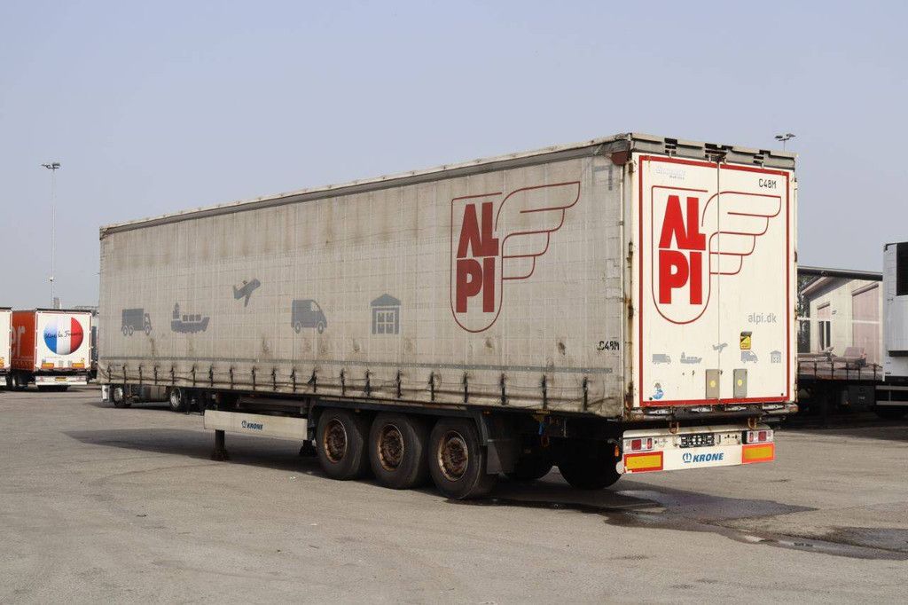 Krone SD sliding tarpaulin trailer