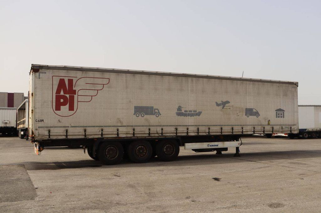 Krone SD sliding tarpaulin trailer