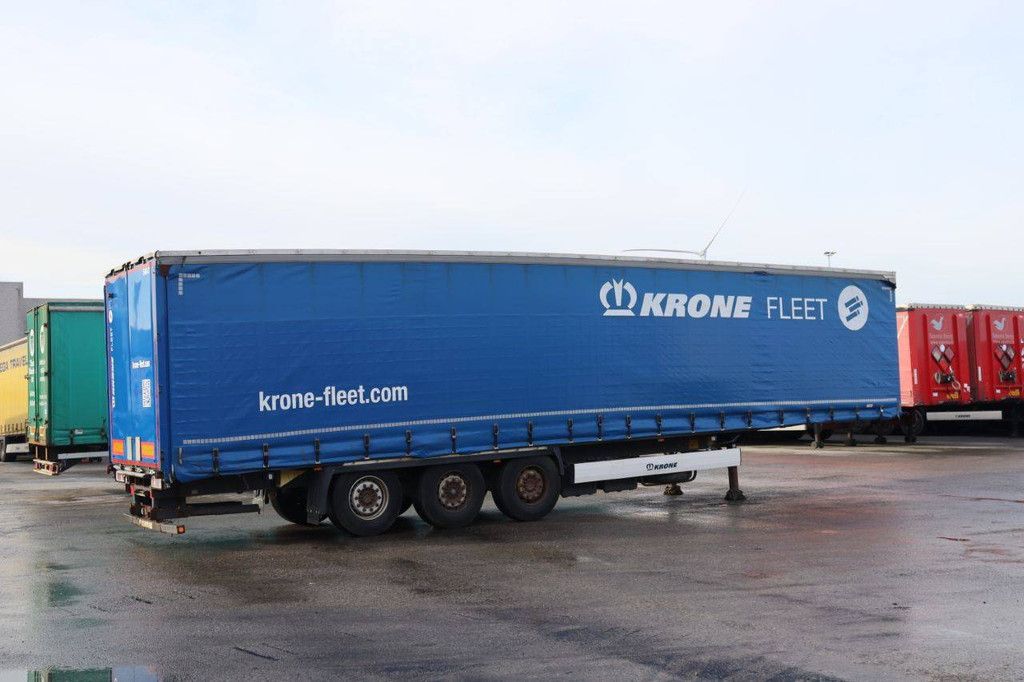 Krone SD 2017 sliding tarpaulin trailer